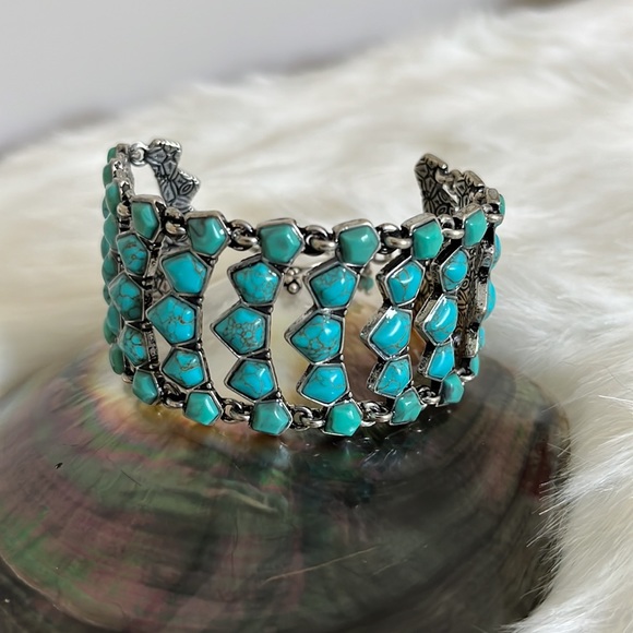 Lucky Brand turquoise and silver wide multitiered Cuff chain bracelet - Picture 3 of 12